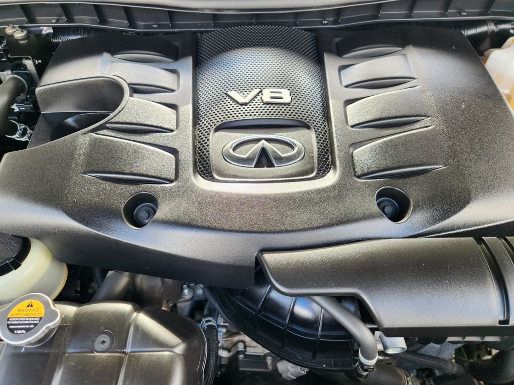 Used 2024 Gray INFINITI LUXE image 33