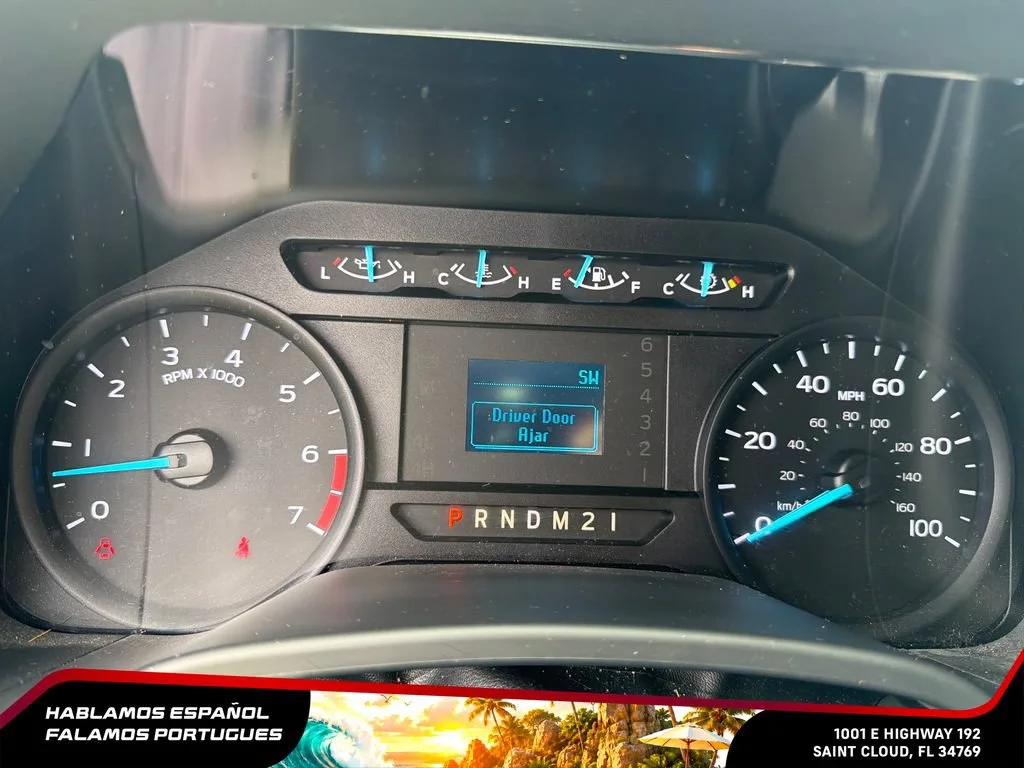 Used 2018 White Ford XL image 9