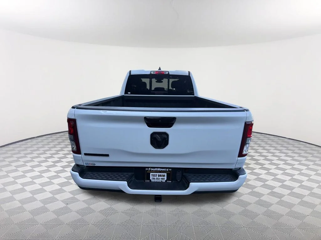 Used 2024 White Ram Big Horn/Lone Star image 6