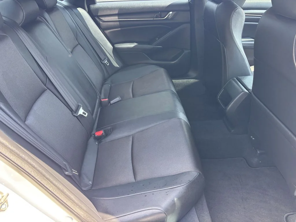 Used 2019  Honda Sport image 20