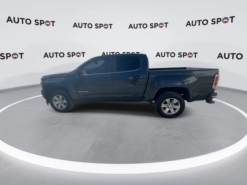 Used 2017 Cyber Gray Metallic GMC 2WD SLE image 8