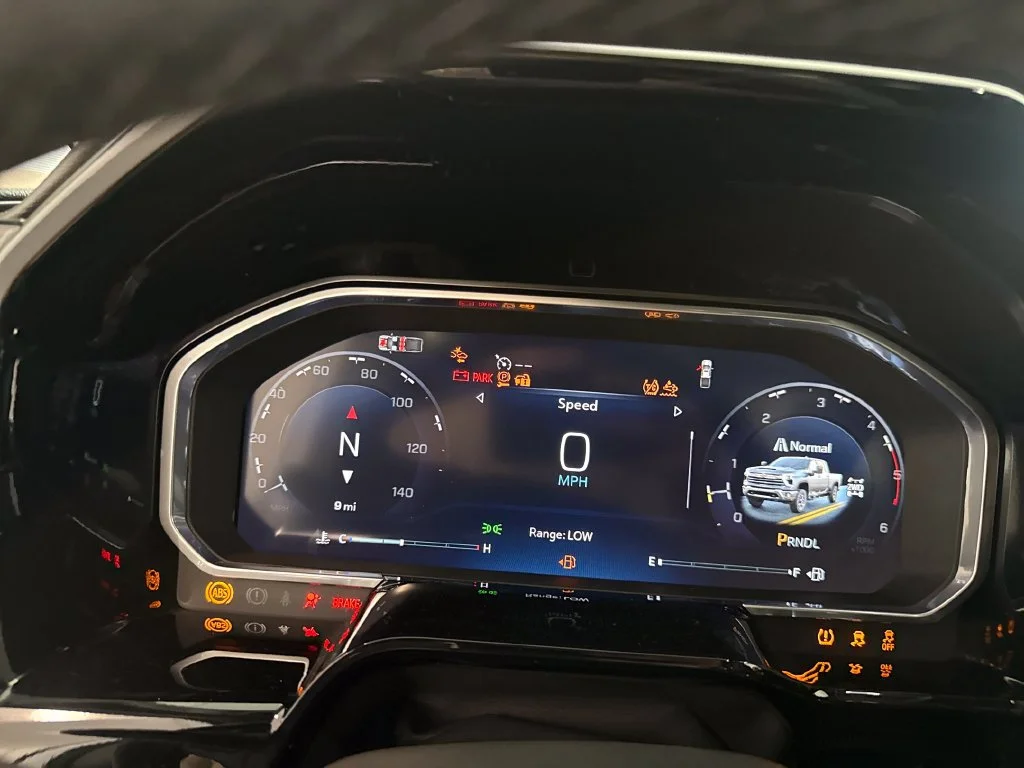 New 2026 Summit White Chevrolet LT image 17