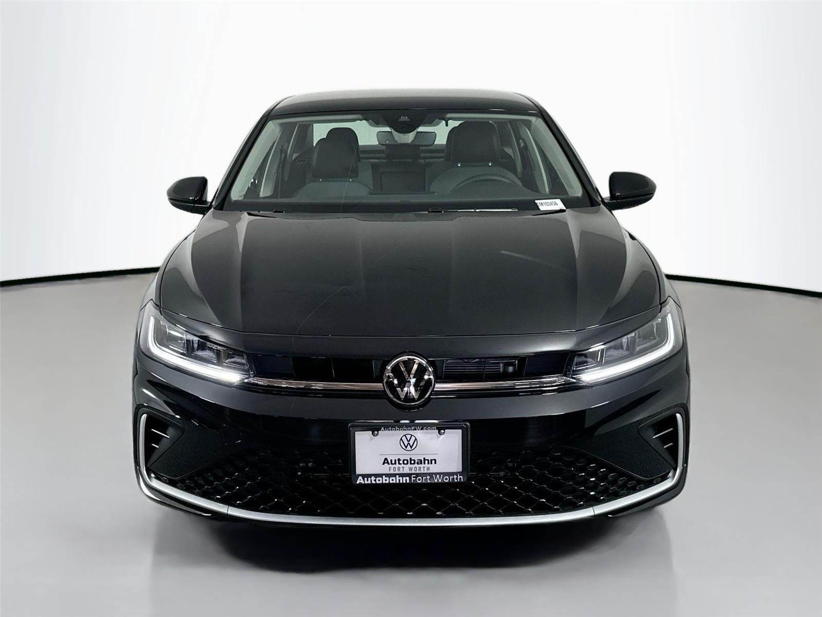 New 2025 Deep Black Pearl Volkswagen SE image 2