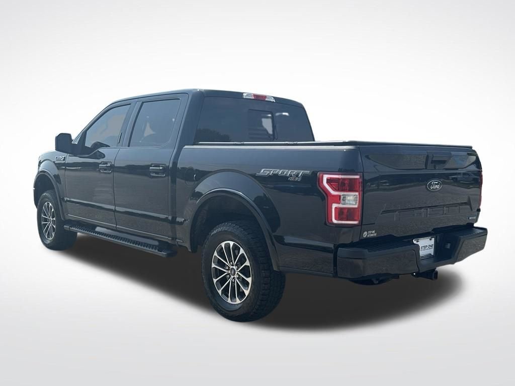 Used 2020 Black Ford XLT image 5