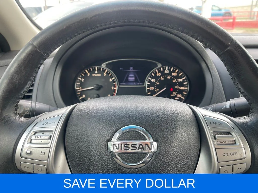 Used 2016 Gray Nissan 2.5 SV image 8