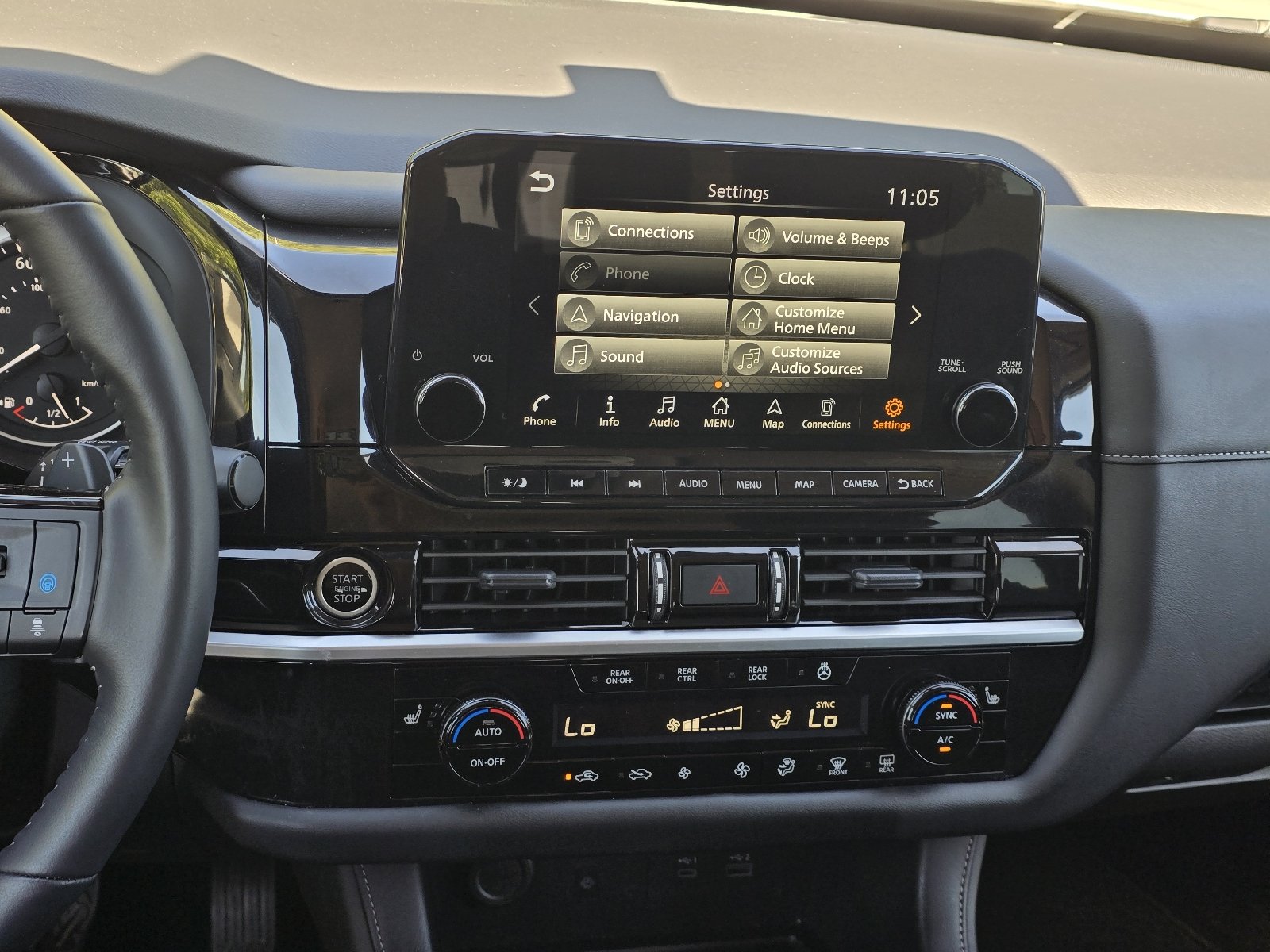 2024 Nissan Pathfinder SL - Photo 15