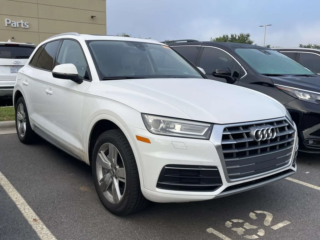 Used 2018 Ibis White Audi Premium image 1