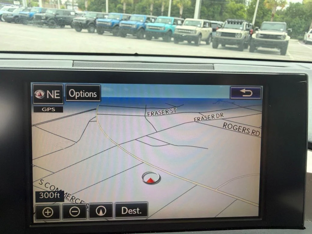 Used 2015 Atomic Silver Lexus 200t image 27