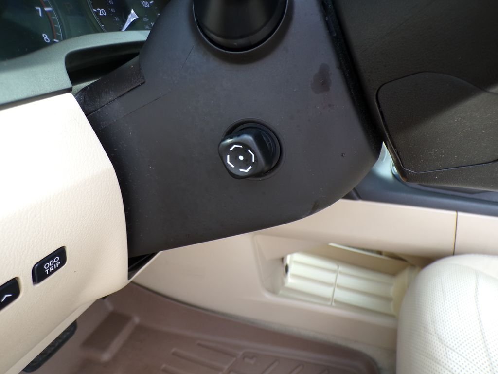 Used 2015 Gray Pearl Lexus 350 image 14