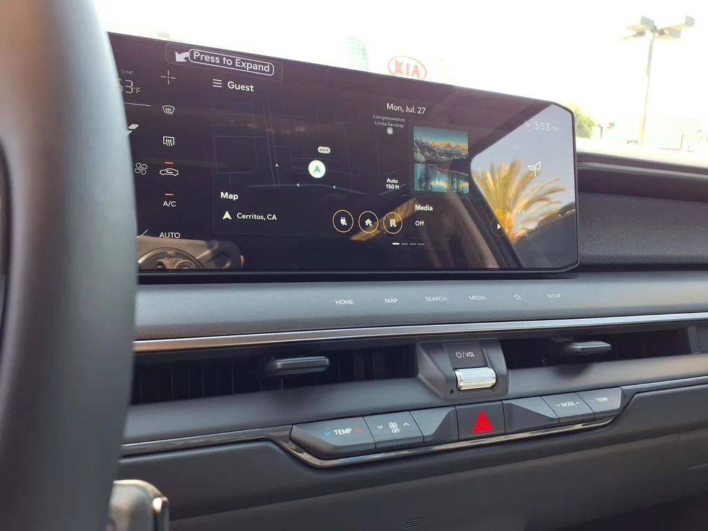 New 2026 Ebony Black Kia Light Long Range RWD image 16