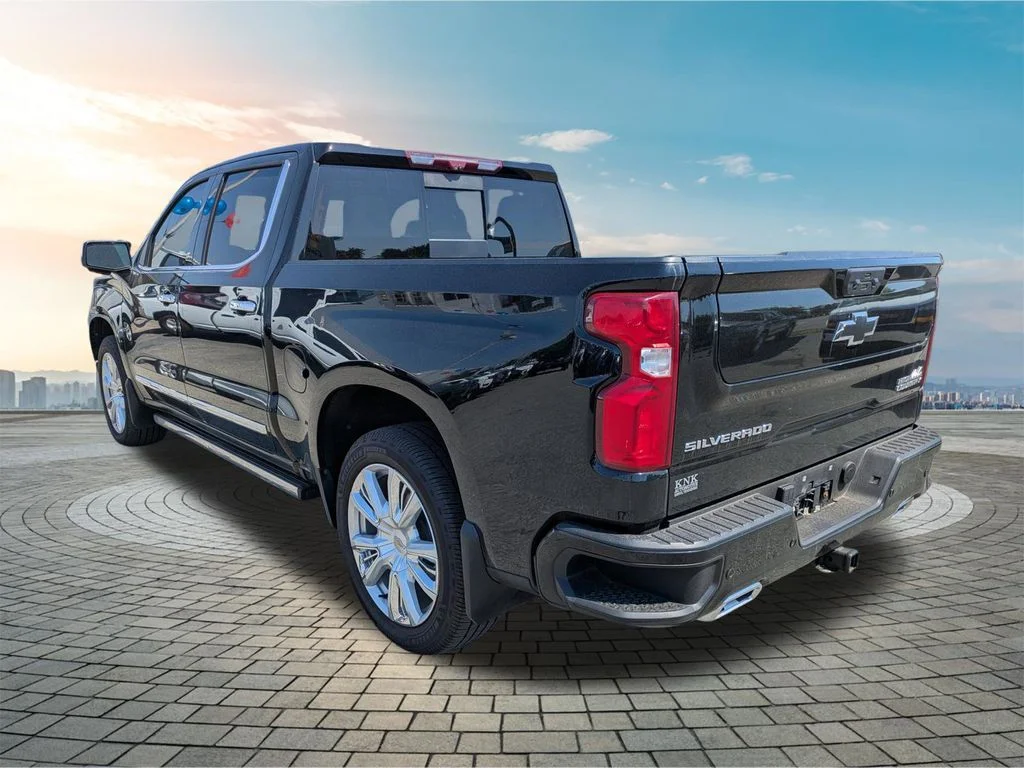 2023 Chevrolet Silverado 1500 High Country - Photo 7