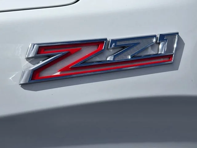 Used 2025 White Chevrolet Custom Trail Boss image 24