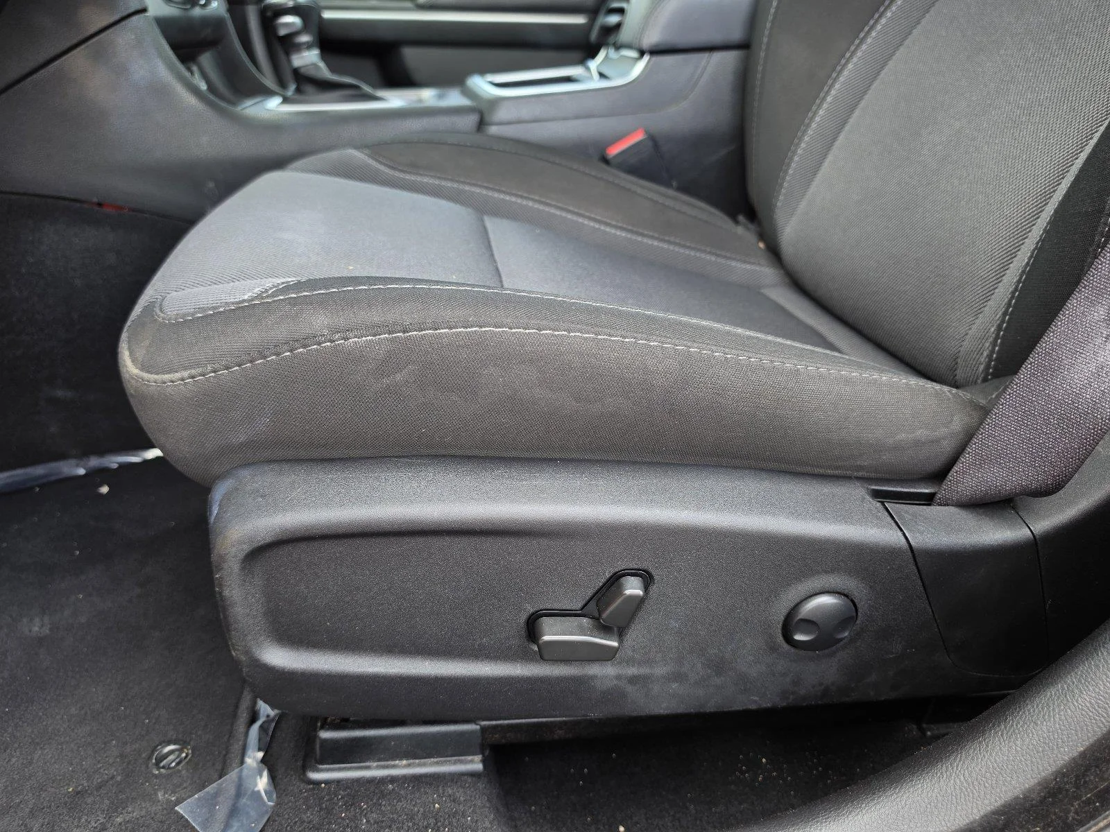 Used 2022 Torred Clearcoat Dodge SXT image 18
