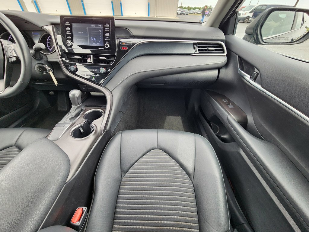 Used 2024 Midnight Black Metallic Toyota SE image 27