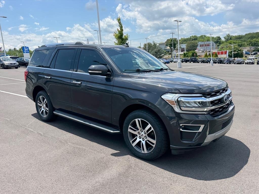 Used 2022 Dark Matter Metallic Ford Limited image 10