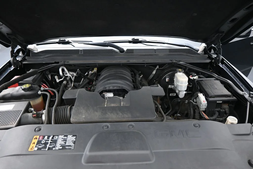 Used 2019 Black GMC SLT image 29