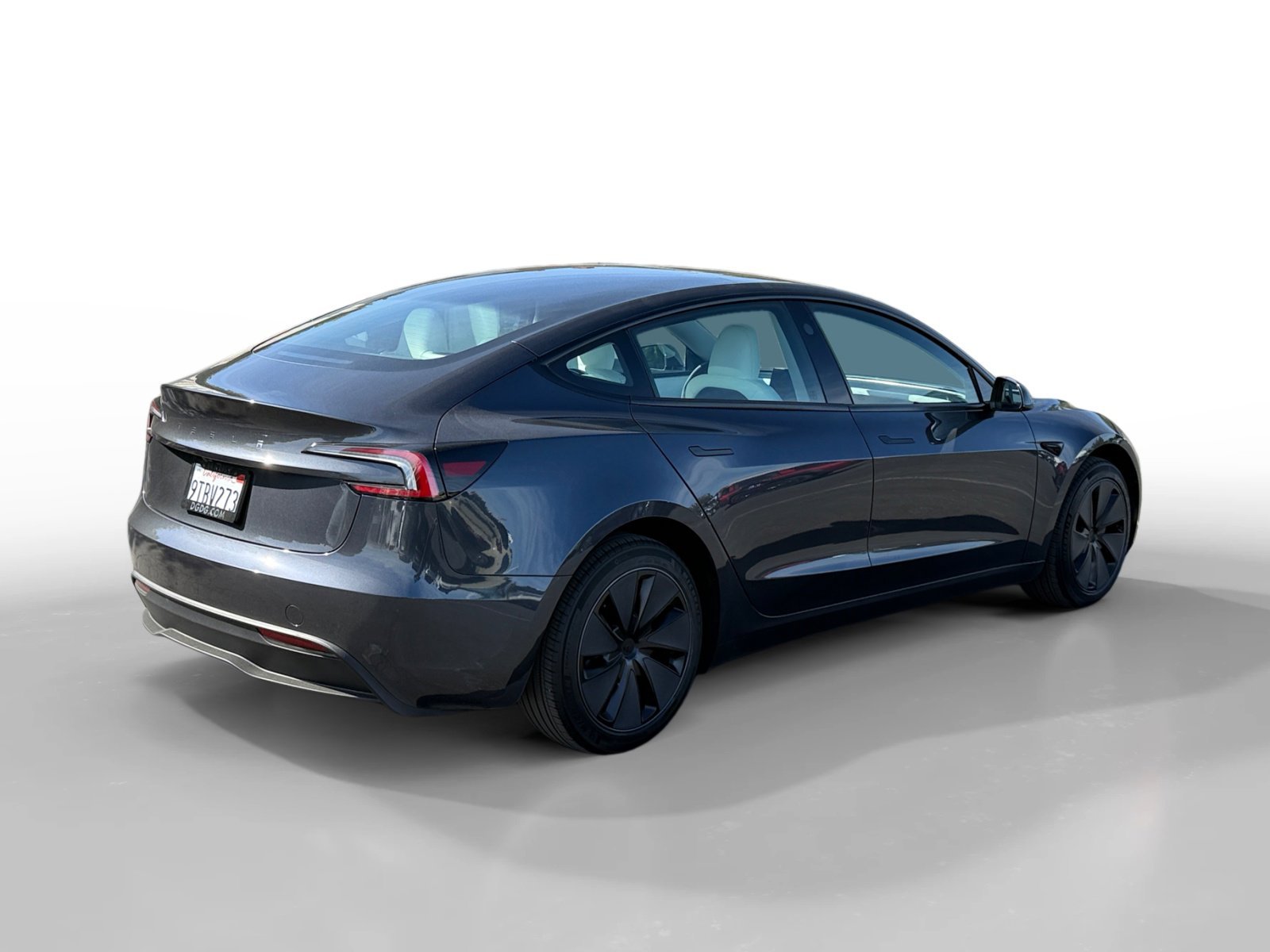 Used 2025 Stealth Grey Tesla Long Range image 5