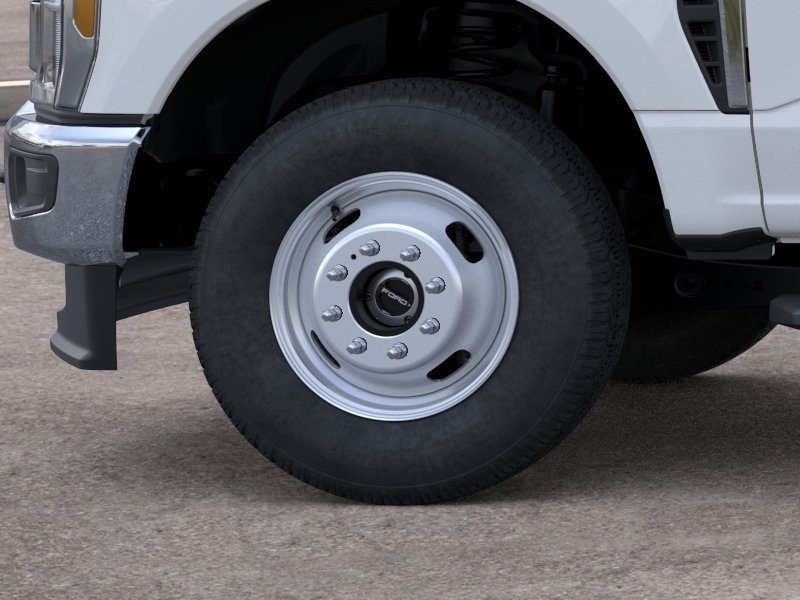 2026 Ford F-350 Super Duty Chassis Cab XL - Photo 19