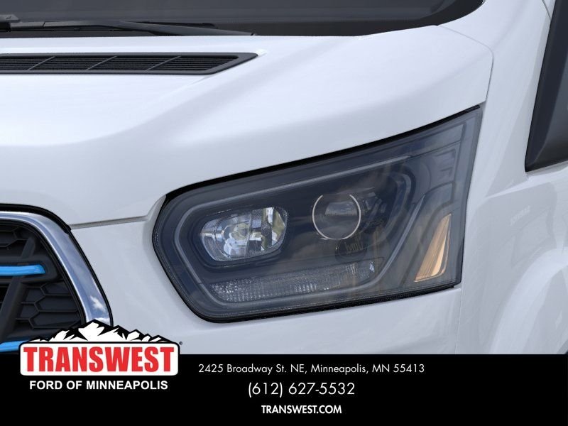 2025 Ford E-Transit Cargo Van Base - Photo 18
