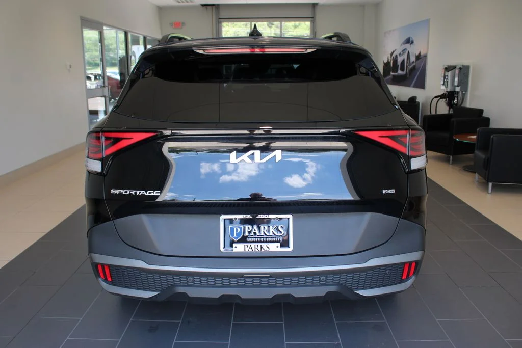 Used 2023 Ebony Black Kia X-Pro Prestige image 28