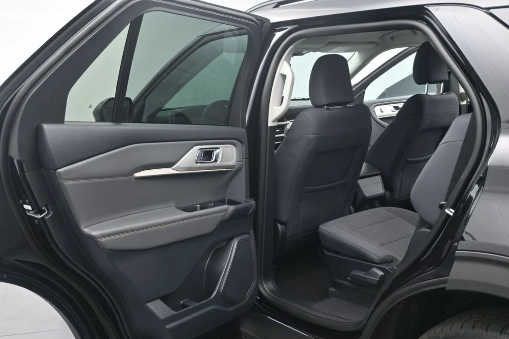New 2026 Agate Black Metallic Ford Active image 13