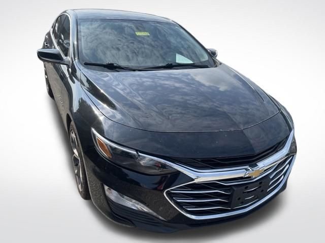 Used 2020 Black Chevrolet LT image 3