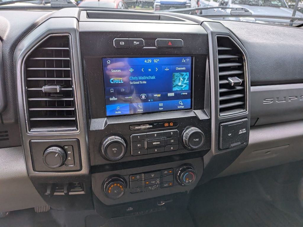 Used 2022 Gray Ford XLT image 31