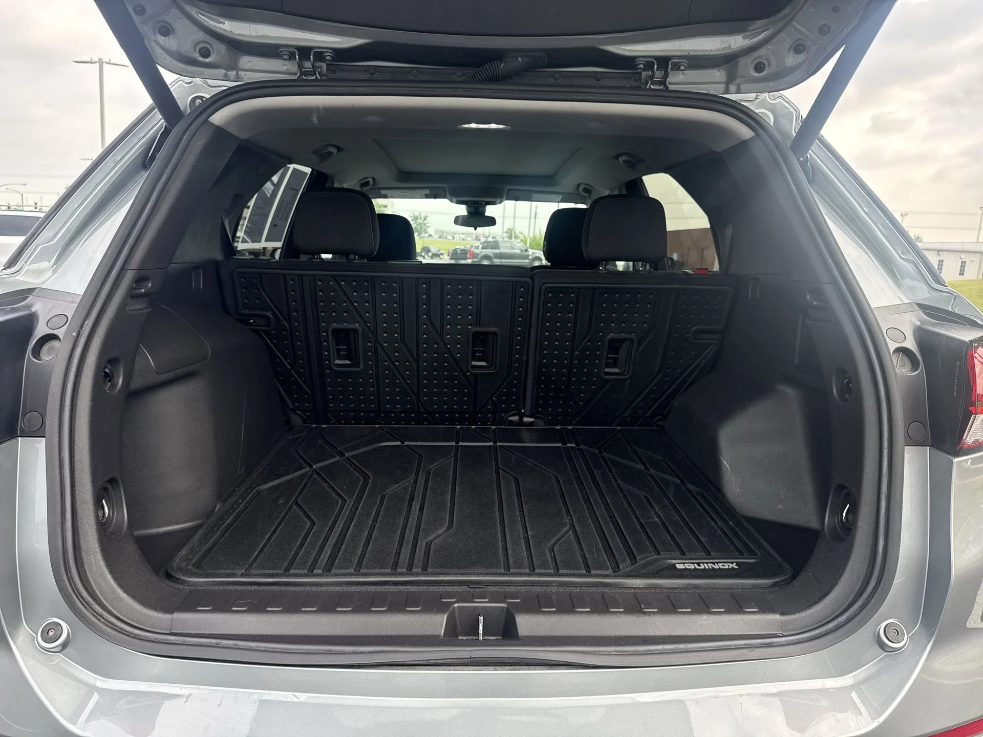 2024 Chevrolet Equinox LT - Photo 23