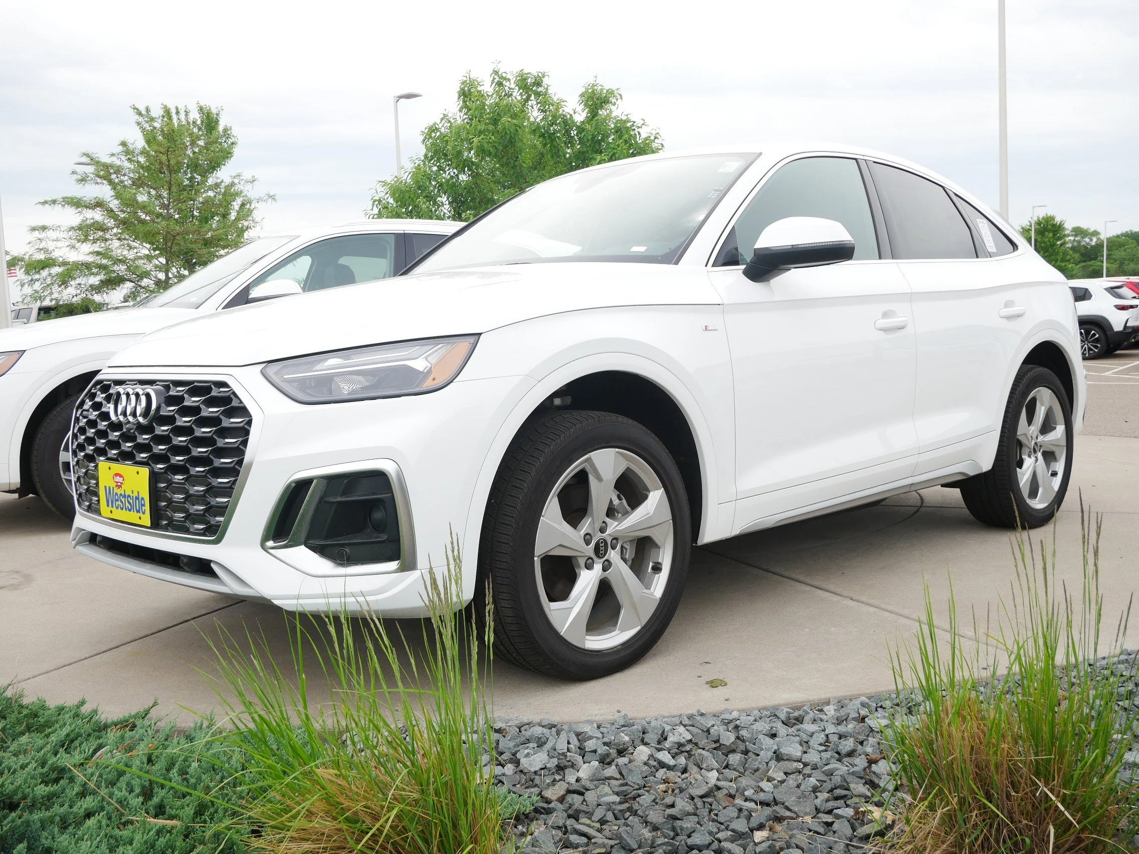 Used 2025 Audi Q5 Sportback Premium with VIN WA14AAFY4S2045770 for sale in Brooklyn Center, Minnesota