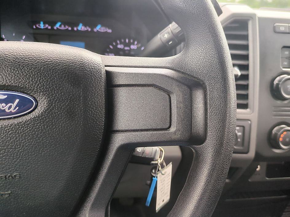 Used 2019 OXFORD WHITE Ford XL image 17