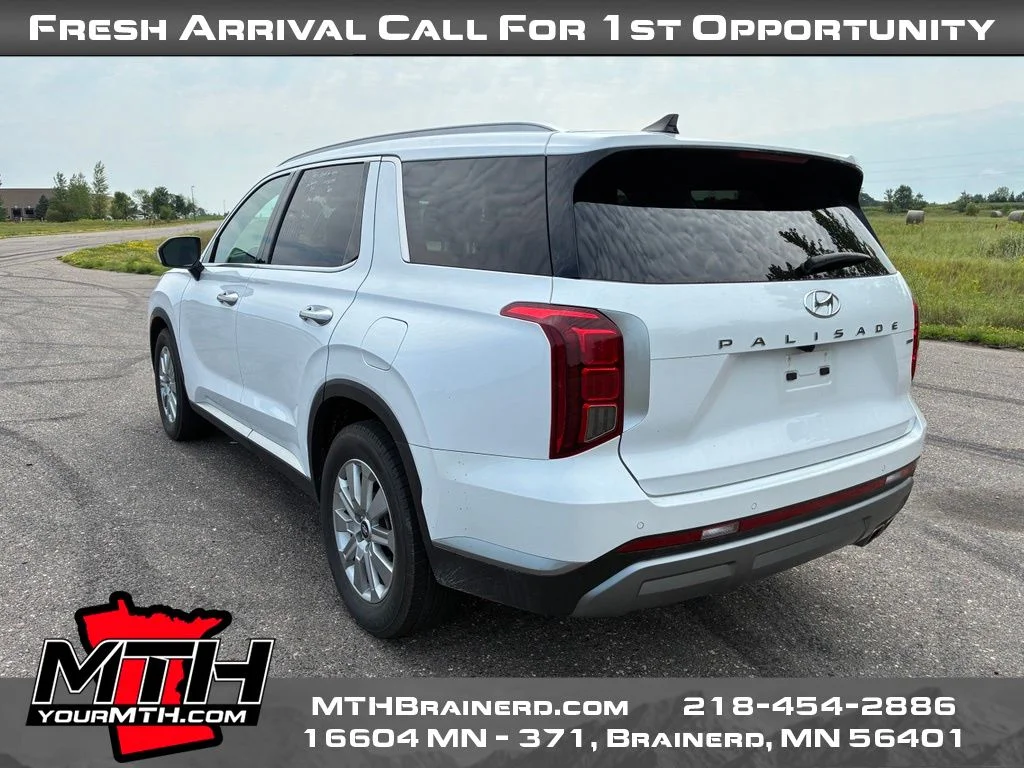 Certified Used 2025 White Hyundai SEL image 7