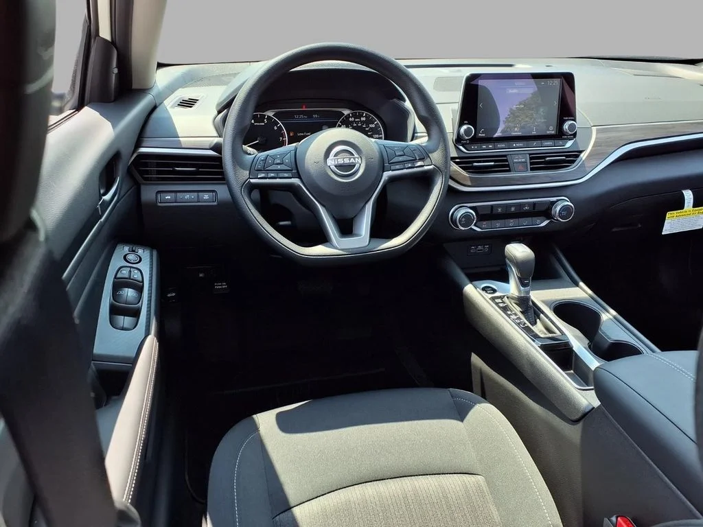 New 2026 Pearl White TriCoat Nissan SV image 4