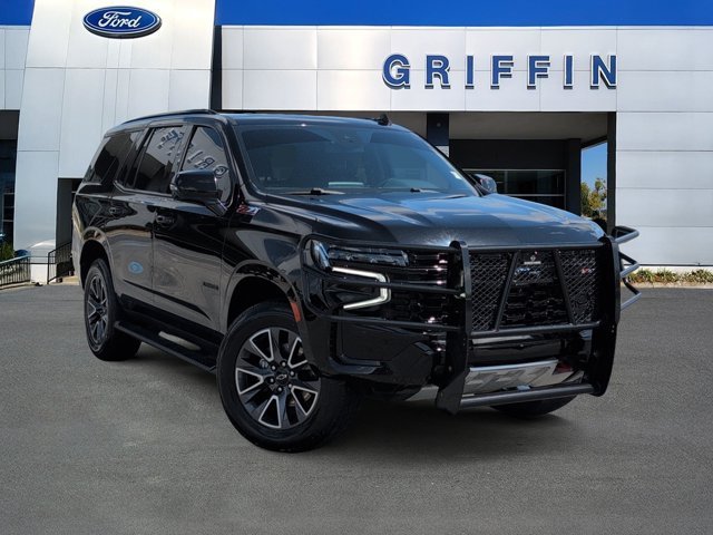 Used 2024 Black Chevrolet Z71 image 1
