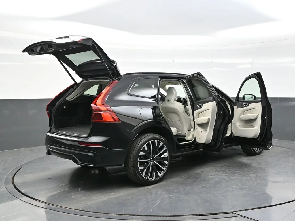 New 2026 Onyx Black Volvo T8 Ultra image 42