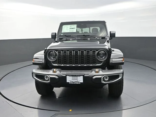 New 2026 Black Clear-Coat Exterior Paint Jeep 85th Anniversary Edition image 4