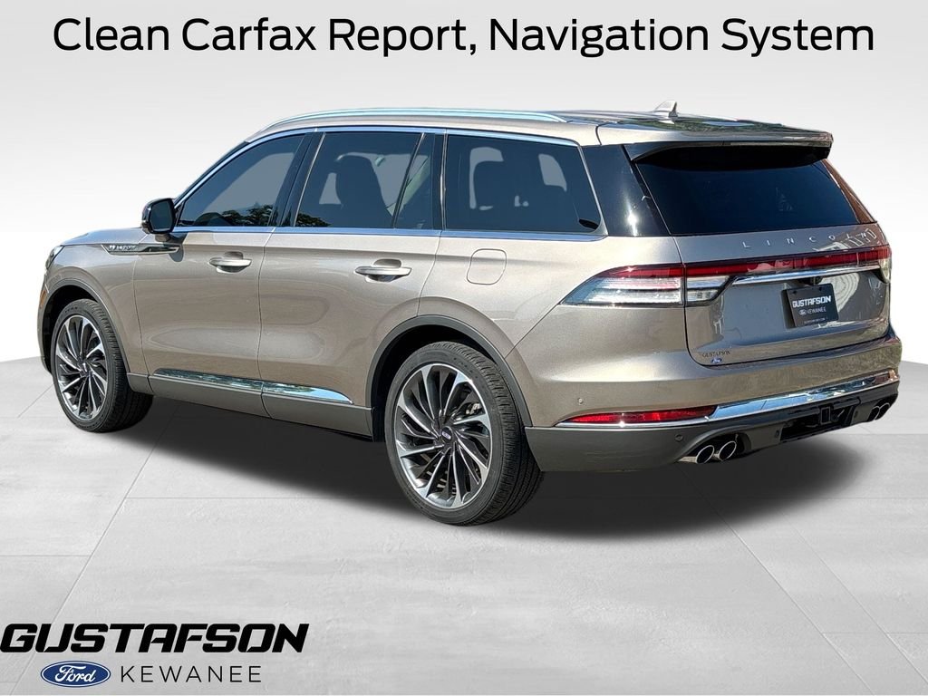 Used 2020 Iced Mocha Metallic Lincoln Reserve image 3