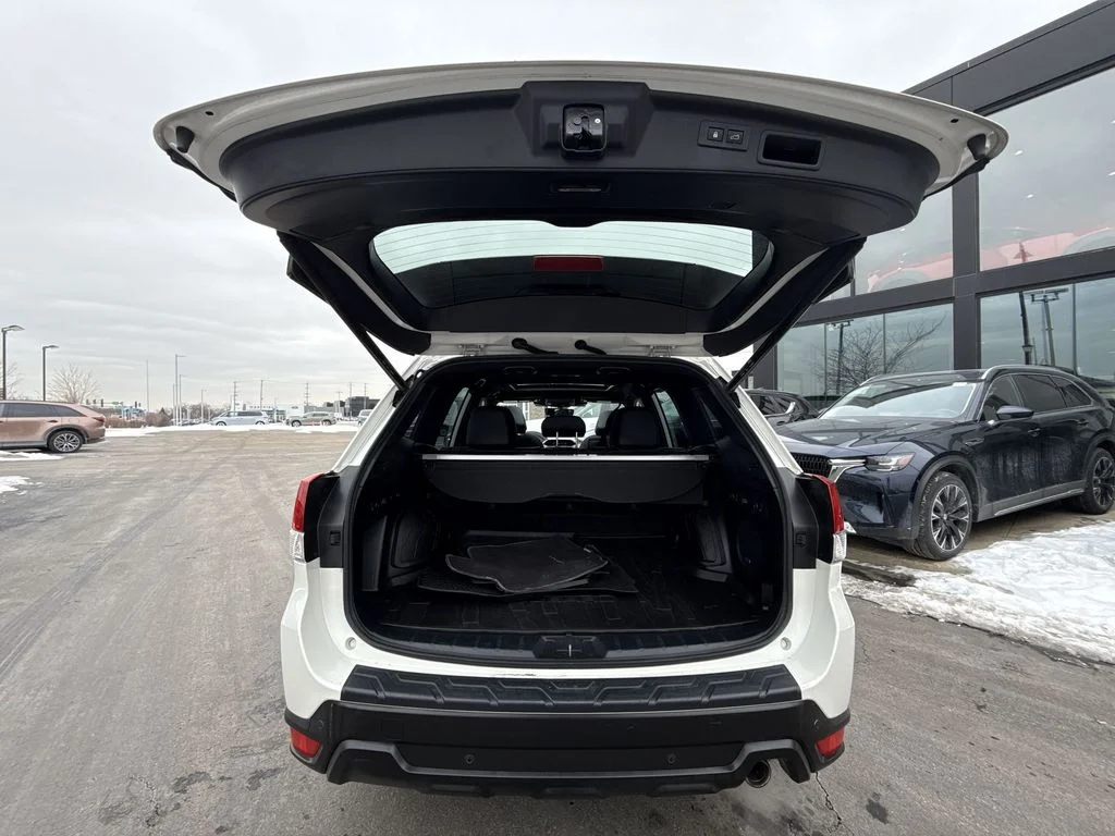 Used 2022 White Subaru Wilderness image 27