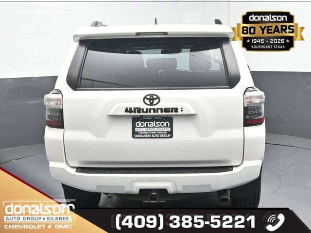 Used 2022 White Toyota SR5 Premium image 4