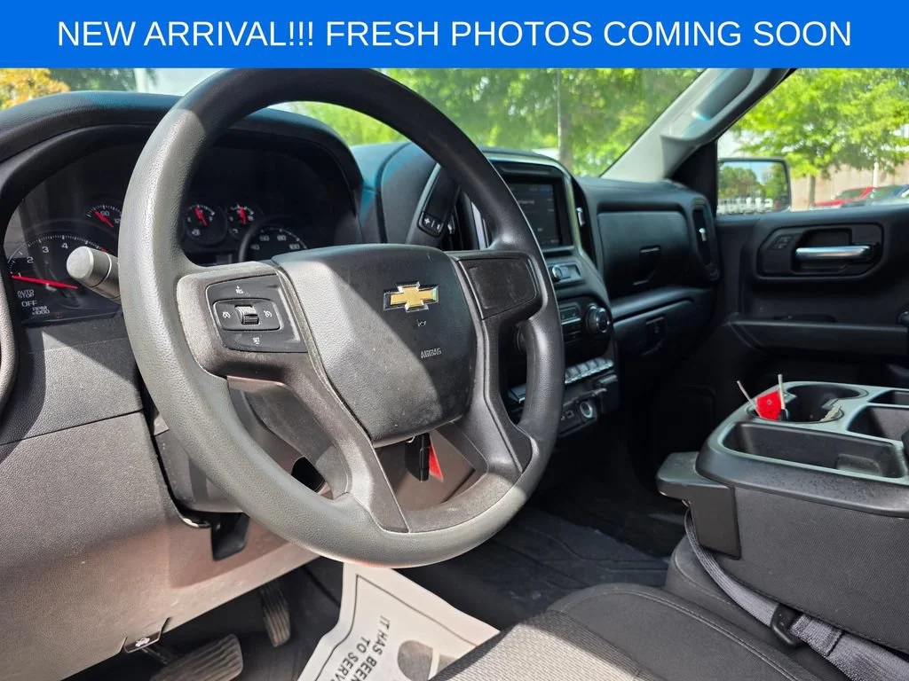 Used 2021 SUMMIT WHITE Chevrolet Custom image 6