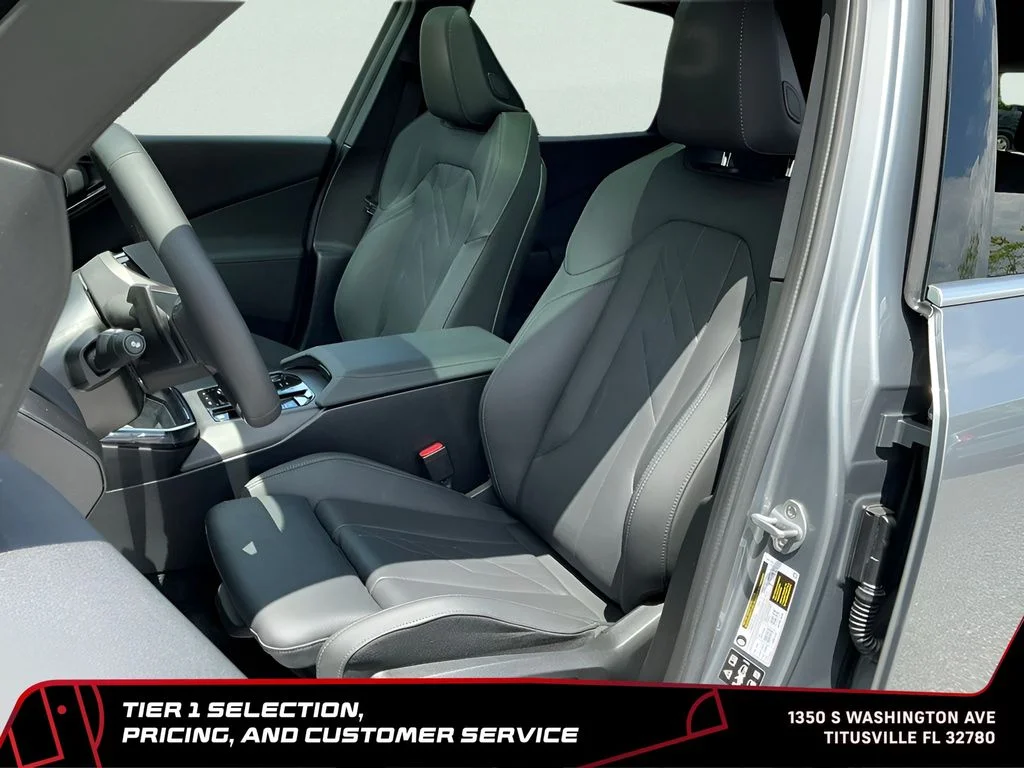 Used 2025 Gray BMW 30 xDrive image 20