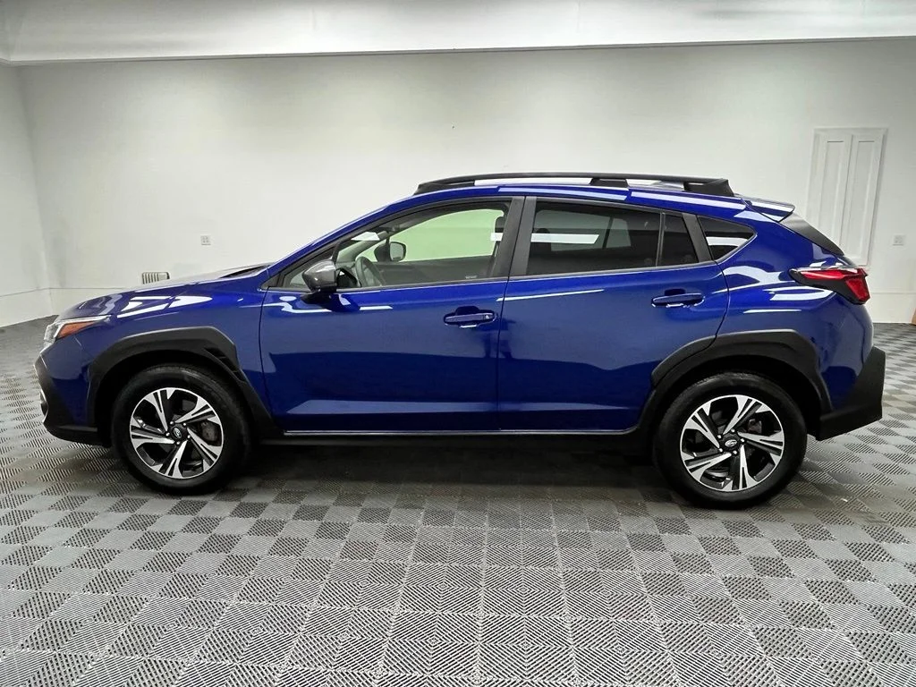 Used 2024 Blue Subaru Premium image 13