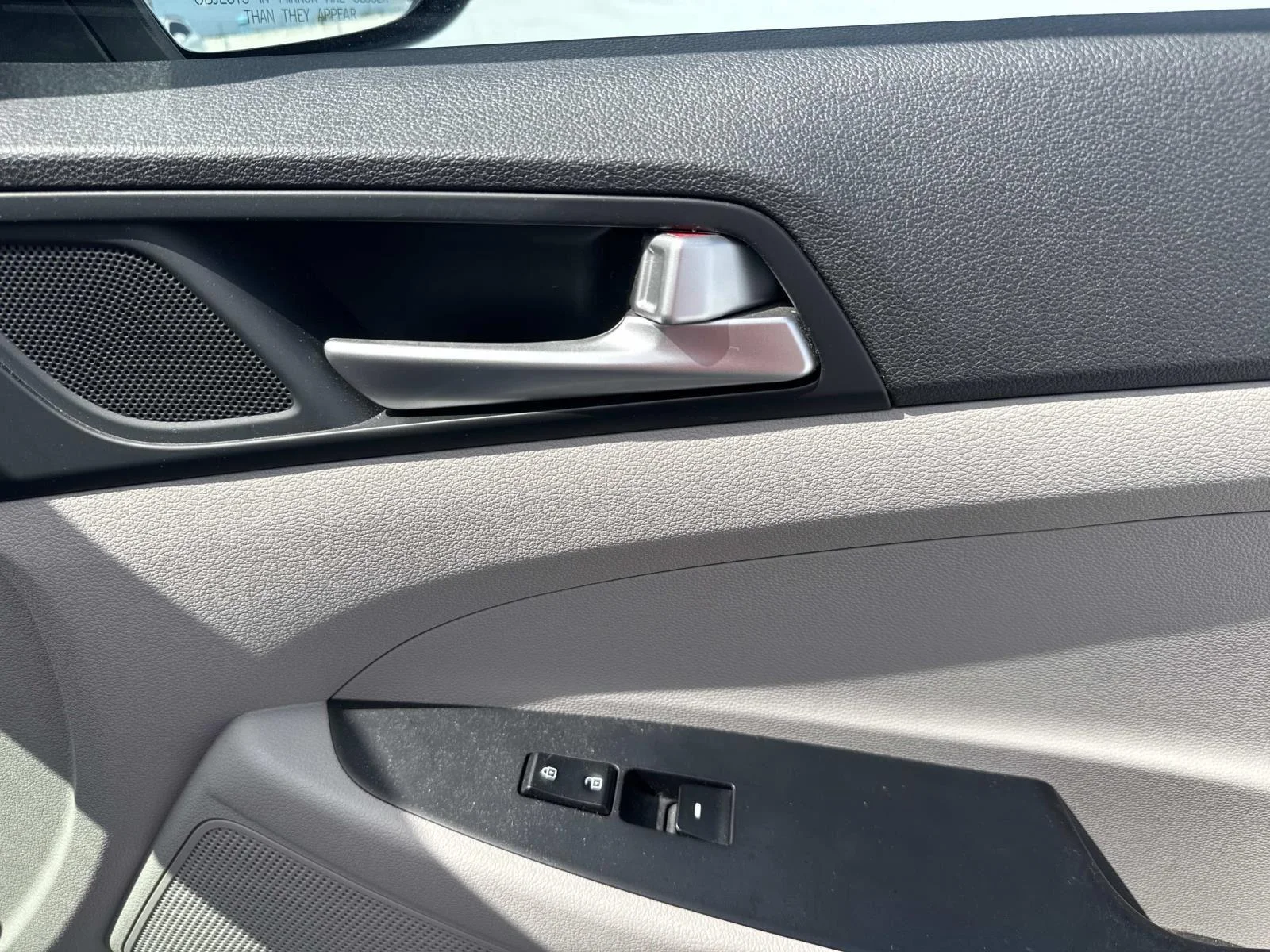 Used 2019 White Pearl Hyundai Value image 14