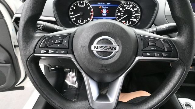 Used 2020 White Nissan 2.5 S image 20