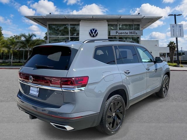 New 2026 Gray Volkswagen 2.0T SE w/Technology image 4