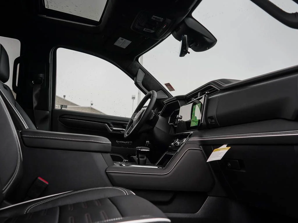2026 GMC Sierra 1500 AT4X - Photo 8
