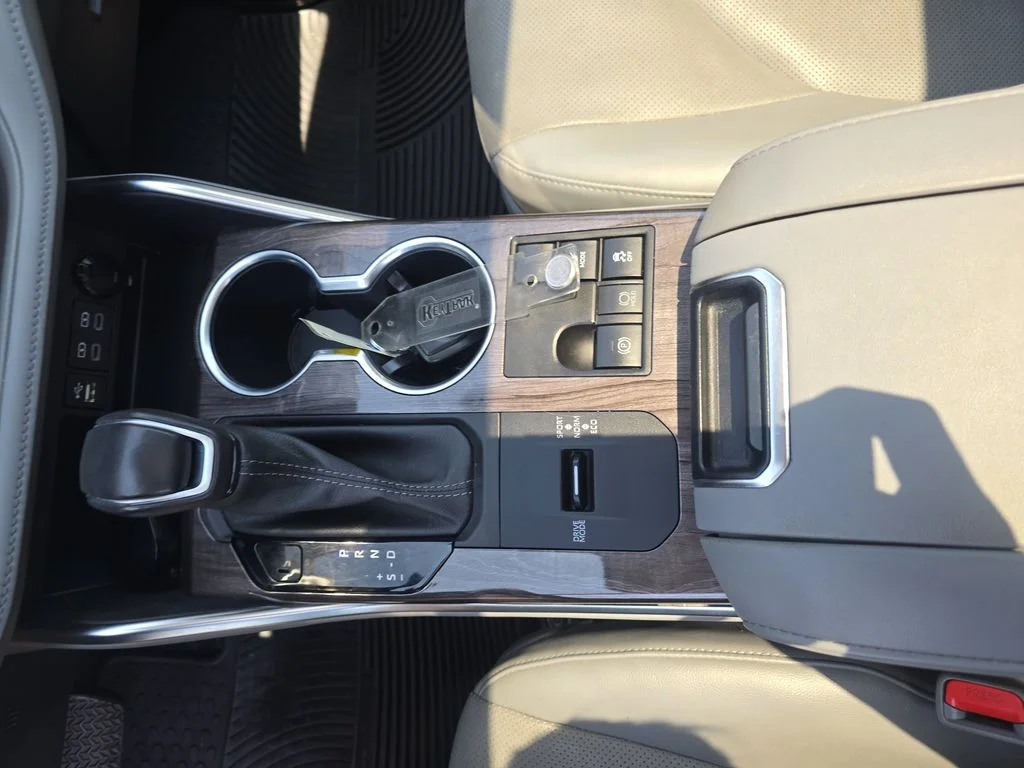 Used 2023 Magnetic Gray Metallic Toyota Hybrid Limited image 27