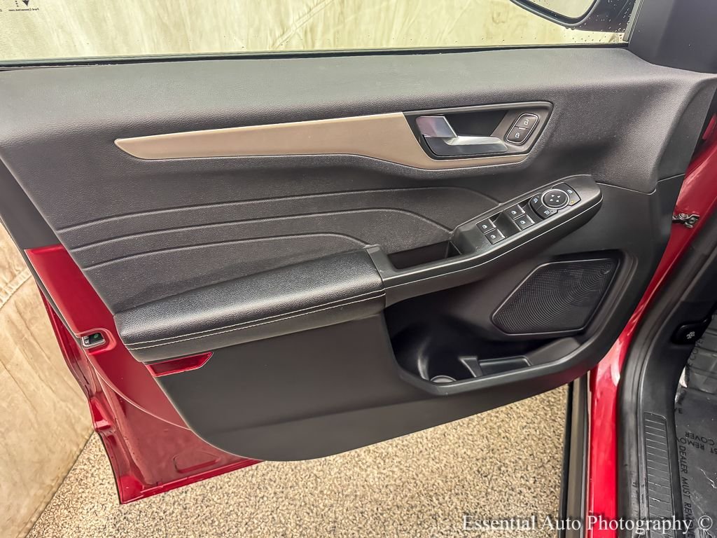 Used 2022 Red Metallic Ford SEL image 21