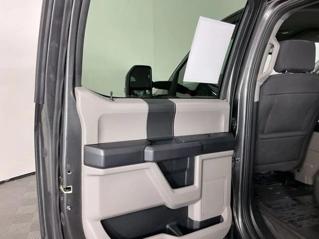 Used 2018 Magnetic Ford XL image 22