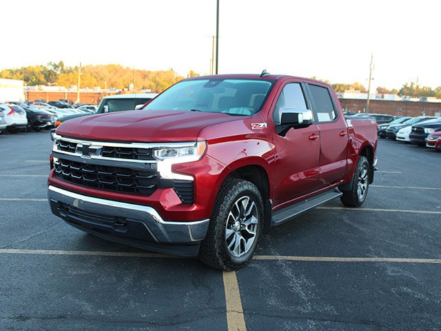 Used 2022 Cherry Red Chevrolet LT image 2