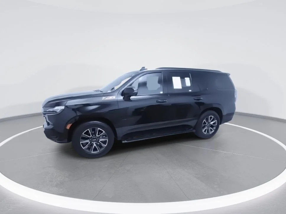 Used 2022 Black Chevrolet Z71 image 2